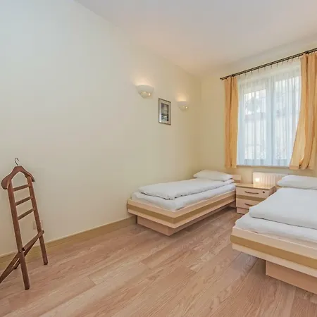 Zlota Gracja Z Prywatnym Parkingiem