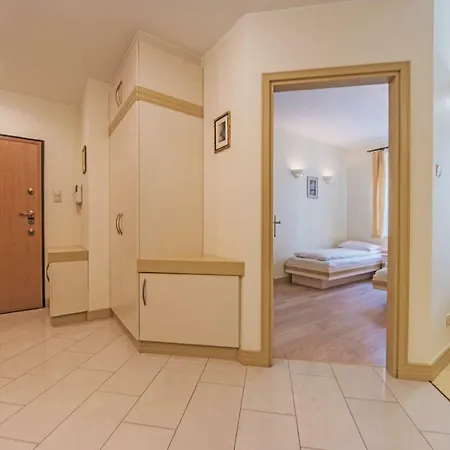 Zlota Gracja Z Prywatnym Parkingiem * סופוט