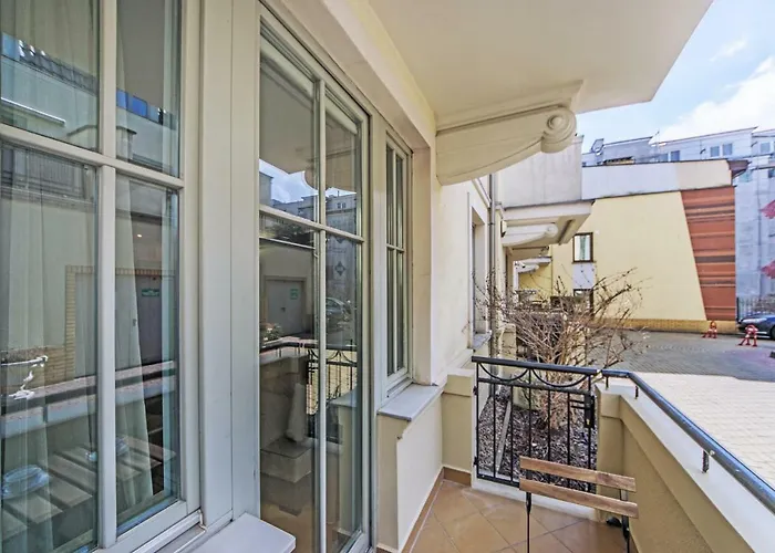 Apartment Zlota Gracja Z Prywatnym Parkingiem Sopot